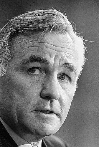 Адмирал Стэнсфилд Тернер возглавивший ЦРУ в 1977 году подозревал что с - фото 12