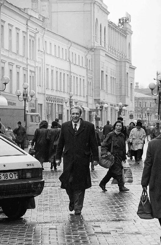 Эдвард Ли Ховард в Москве 1995 год AP Photo Tanya Makeyeva Кэти Кранц - фото 37