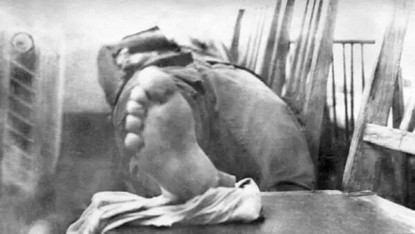 РиодеЖанейро Копакабана пляж Отдых сервировщика КВАПУ в ожидании убытия - фото 35