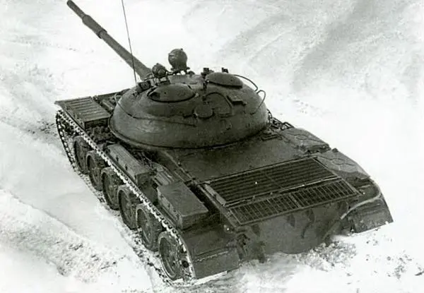 Средний танк объект 167 вид сверху сзади Вместе с тем натовские пушки - фото 126