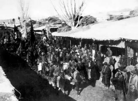 Цинская конная часть на марше Ок 1900 г Цинская воинская часть во время - фото 4