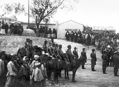 Цинская воинская часть во время обучения Ок 1900 г Цинская конница Ок - фото 5