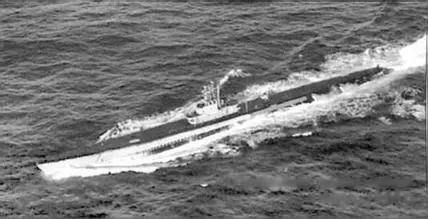 Подводная лодка Брим в море 1944 г Брим возвращается в ПерлХарбор из - фото 84