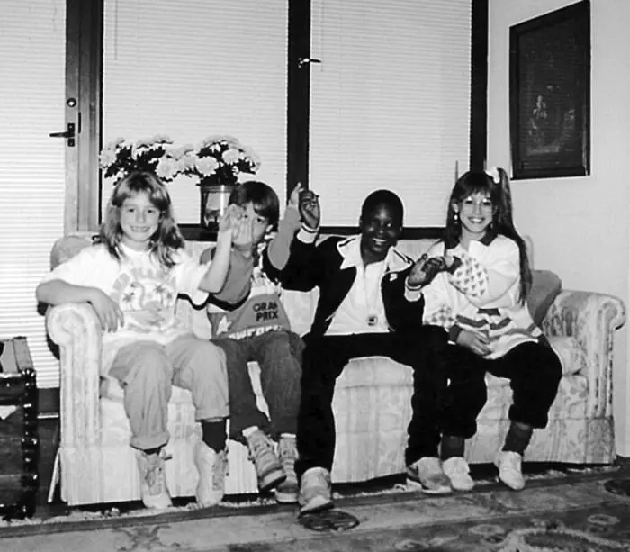 Морис быстро поладил с моими племянниками День благодарения 1986 Морис - фото 11