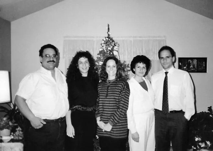 Дети Корино уже взрослые 1986 год слева направо Фрэнк Нэнси я Аннет и - фото 15