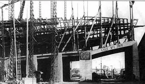Напало сборки набора корпуса линкора Беарн на верфи в Ле Сейне 1914 г - фото 103