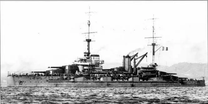 Линейный корабль Лоррэн с 340мм артиллерией главного калибра снимок 1920 - фото 91