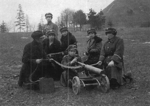 Фото 28 Польский женский пулеметный расчет Львов 191920 Ни ДАбернон ни - фото 35