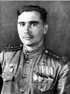 Колядин Виктор Иванович фото военных лет Родился я в 1922 году в городе - фото 108