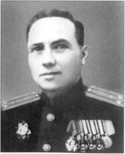 Полковник Ильницкий Яков Тимофеевич Начальник разведотдела штаба Западного - фото 9