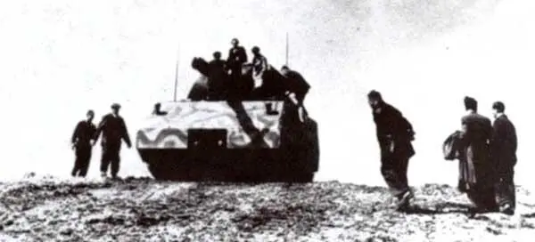 На всех этапах испытаний и первый и второй на фото вверху и в центре - фото 70