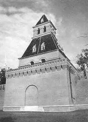 Рис 426 Тайнинская башня Московского Кремля с заделанными Тайнинскими - фото 123