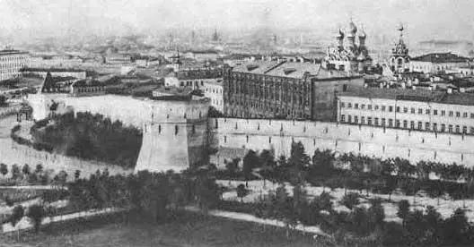 Рис 82 Вид Китайгорода с восточной стороны на фотографии 1888 года Видны - фото 396