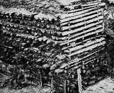 Рис 42 Фотография раскопа где видны все двадцать восемь слоев старых - фото 43