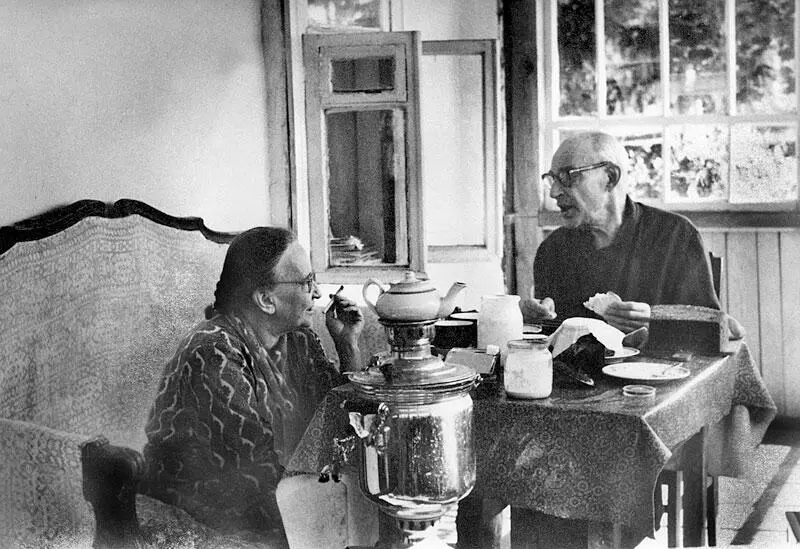Надежда Яковлевна и Николай Давидович Оттен Таруса 19581962 гг - фото 62