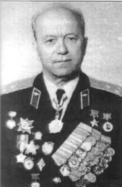 Герой Советского Союза полковник запаса Константин Васильевич Сухов в годы - фото 56