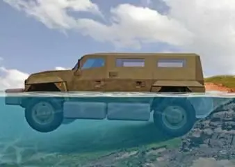 На воде металлические катки автомобиля БизонКаратель играют роль гребных - фото 49