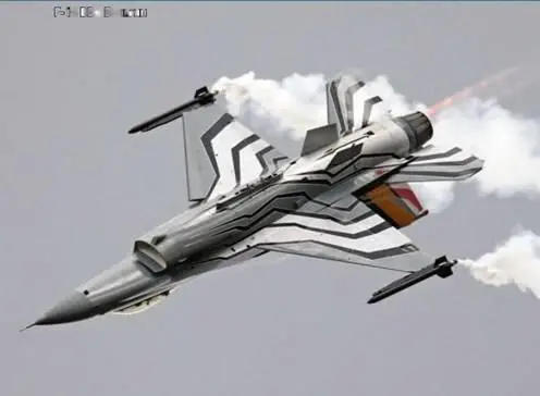 F16 ВВС Бельгии Рафаль С В настоящее время авиасалон в Радоме вышел на - фото 132