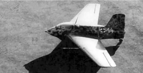 Me 163В Me 163 снимок был сделан 15 ноября 1944 г Но и это было ещё не - фото 87