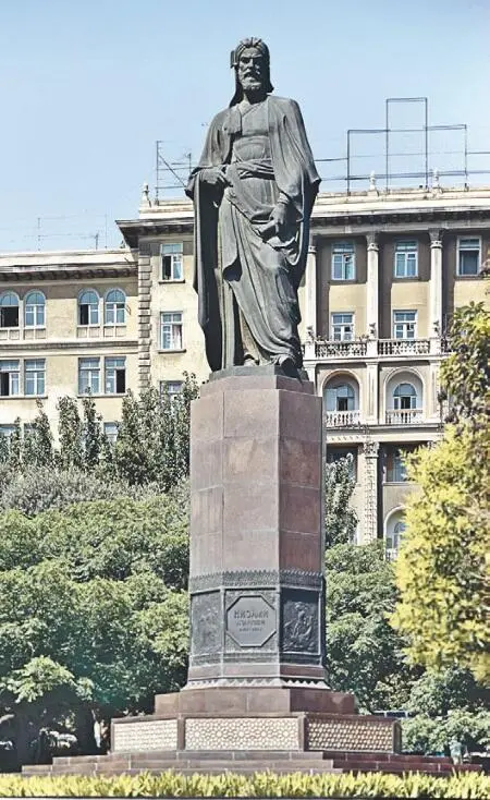Памятник Низами Гянджеви в Баку Скульптор ФГ Абдурахманов 1949 г Поэма - фото 138