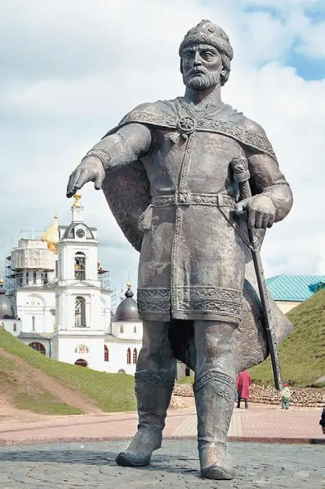 Памятник Юрию Долгорукому в Дмитрове работы скульптора В Церковникова - фото 227