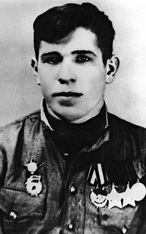 разведчик 129го гвардейского стрелкового полка 45й гвардейской стрелковой - фото 44