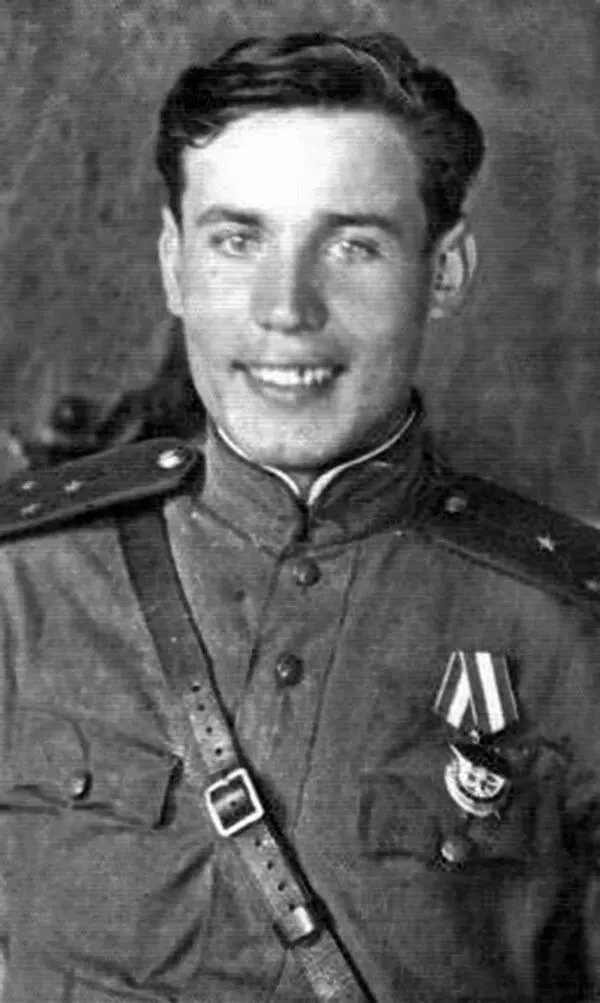 командир взвода 275й отдельной штрафной роты Меня же с января 1945 года по - фото 8