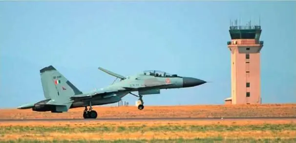 Су30К выполняет посадку на авиабазе ВВС США МоунтэйнХоум Если результаты - фото 40