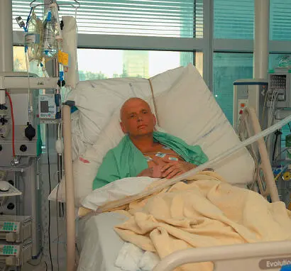 Ноябрь 2006 гВ Лондоне умер бывший офицер ФСБ АВ Литвиненко как было - фото 21