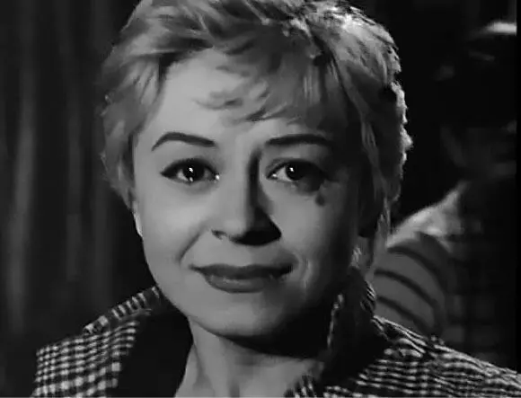 Кадр из фильма Ночи Кабирии Режиссер Федерико Феллини 1957 Подчеркивая - фото 35