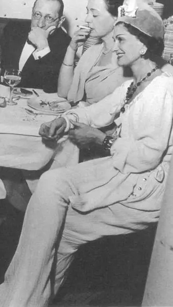 Коко Шанель среди друзей Середина 1930х годов 24 Новый магазин Артур - фото 24