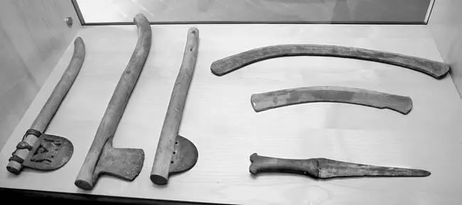 Рис 53 Медные орудия древних египтян Археологический музей Флоренции - фото 54