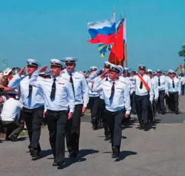 В этом году Ейскому высшему военному авиационному ордена Ленина училищу имени - фото 4