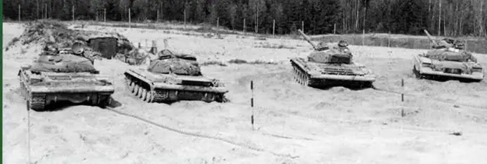 Характер съезда танков Объект 166 434 172М и 219сп2 с рассоединенной - фото 76