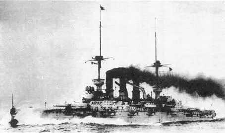 Броненосец Дойчланд во время испытаний Сентябрь 1906 г На русских судах - фото 46