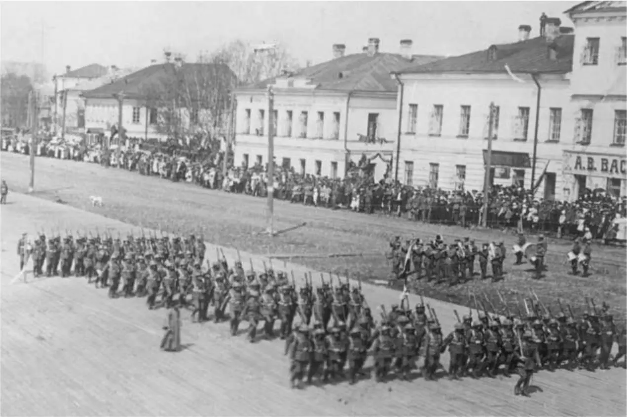Высадка объединённых англоамериканских итальянских и французских отрядов в - фото 108