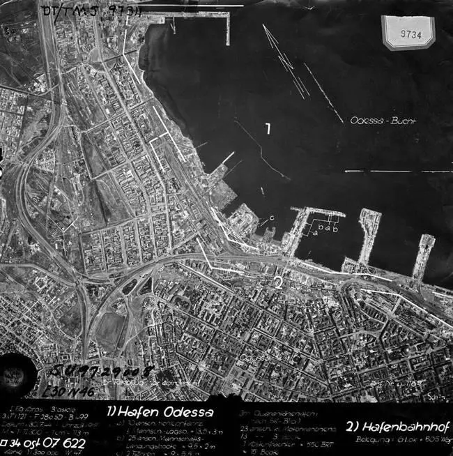 Одесса после освобождения 30 июля 1944 г В сухопутных боях за Одессу - фото 96