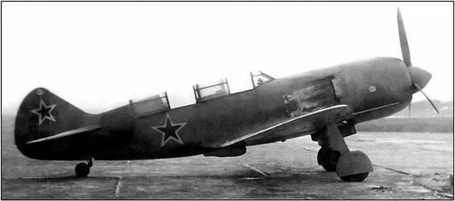 УТИ Ла7 46210117 с открытыми фонарями кабин пилотов В январе 1946 года на - фото 64