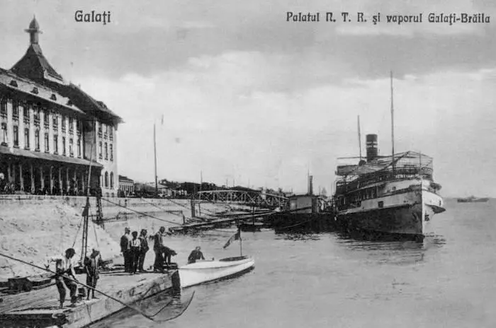 Порт Галаца Открытка 1906 года Зато дунайская панорама в Галаце чудо как - фото 112