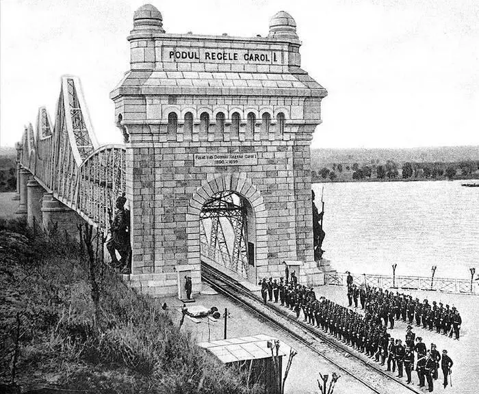 Мост Кароля I Фото 19011904 годов Война за независимость завершила - фото 121