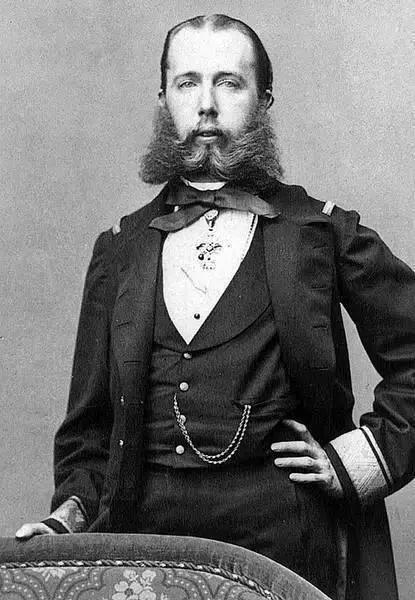 Эрцгерцог Фердинанд Максимилиан 18321867 был на два года младше своего брата - фото 3