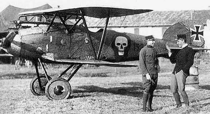 Аэроплан Albatros D III Годвин Брумовски слева и Франк ЛинкеКроуфорд Фото - фото 84
