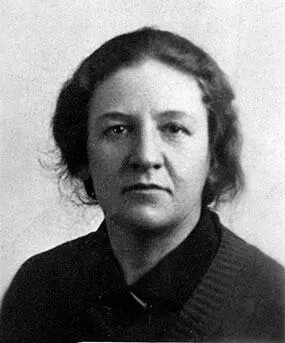 Анна Разумова Хигерович Юзек Адамович и Сонечка Шамардина ок 1934 г - фото 34