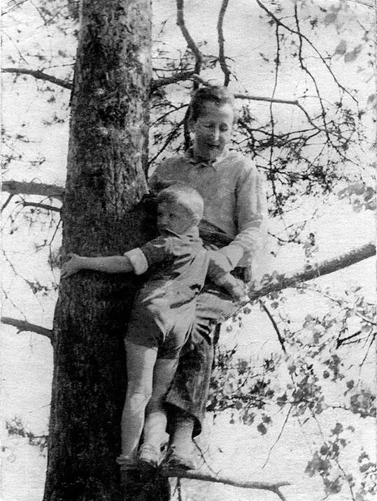 День рождения Володи 1943 г Володя Муле 1943 г Самуил Муля Ценципер в - фото 53