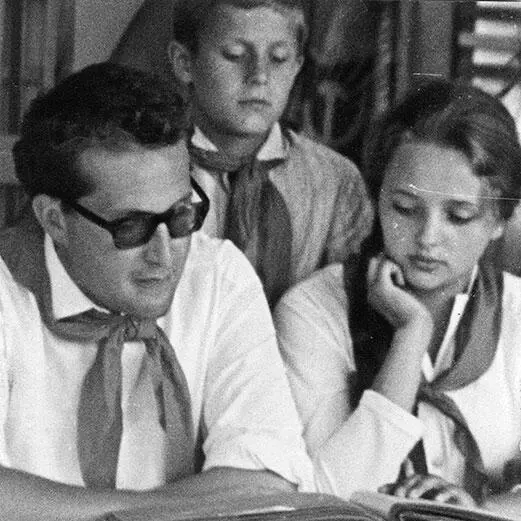 Володя старший пионервожатый в лагере Восток2 Верея 1967 г Последний - фото 84
