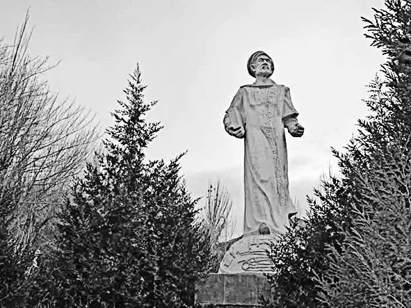Мемориальный комплекс Махмуда Кашгарского Ныне территория Китая Без прошлого - фото 209