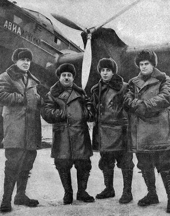 Огонек Северный полюс завоеван большевиками 1937 год На обложке - фото 91