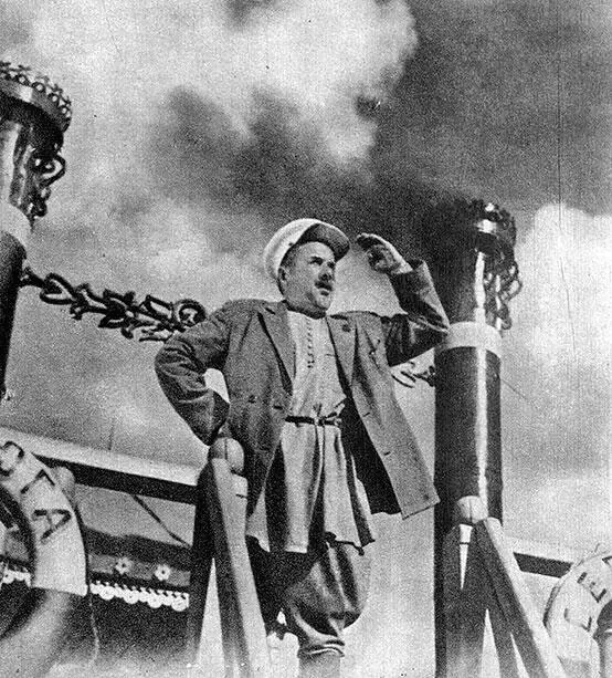 Бывалов на пароходе Севрюга Разумеется у авторов первоначального варианта - фото 154