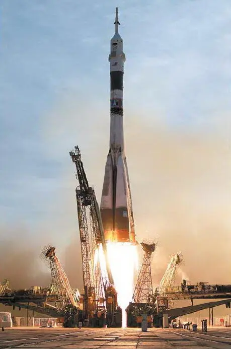 Рис 238 Запуск Союза ТМА5 на Байконуре 14 октября 2004 г Задания 1 - фото 265