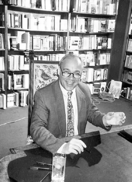 На промотуре моей книги в Денвере штат Колорадо 1990 г На передаче - фото 57